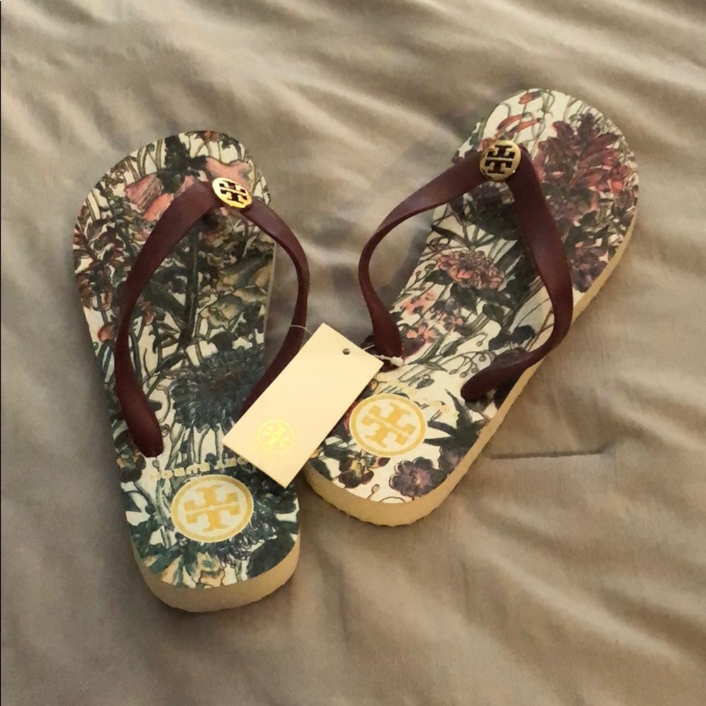 BRAND NEW Tory Burch Printed Flip Flops